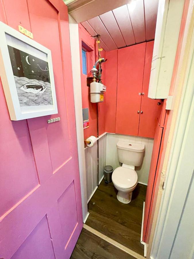 Open Plan 2 Bed Apt, Near Castle Édimbourg